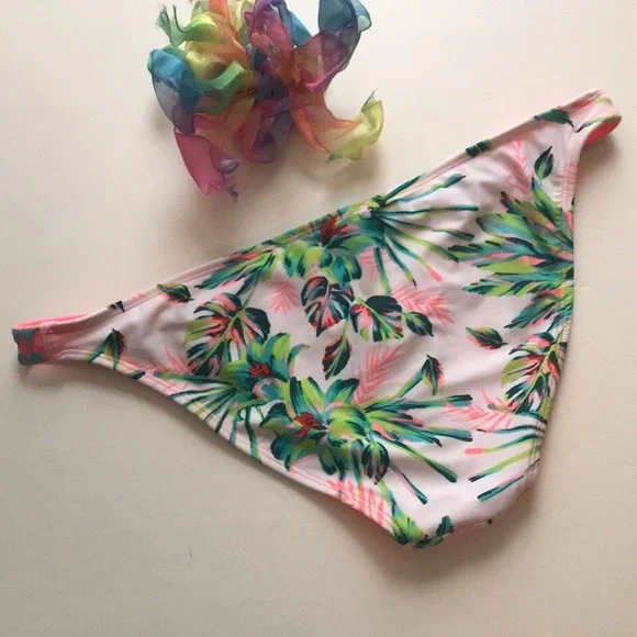 Xhilaration Bikini Bottom Melon and Turquoise. - Picture 2 of 5